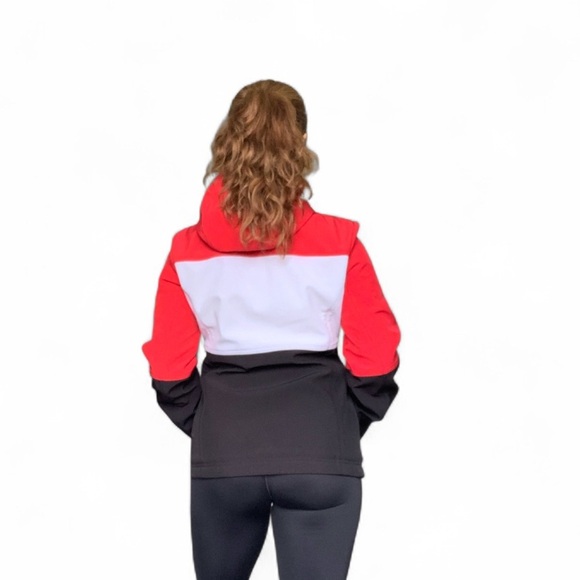 Hudson’s Bay Canada Team 2014 Women's Jacket - small - Picture 7 of 12